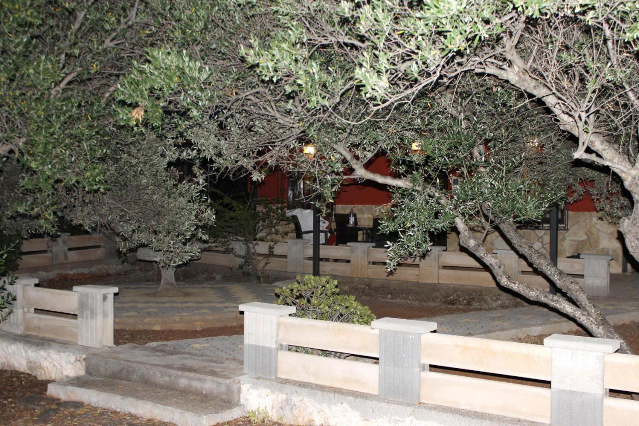 Katy'S Place Kalathas Exterior photo